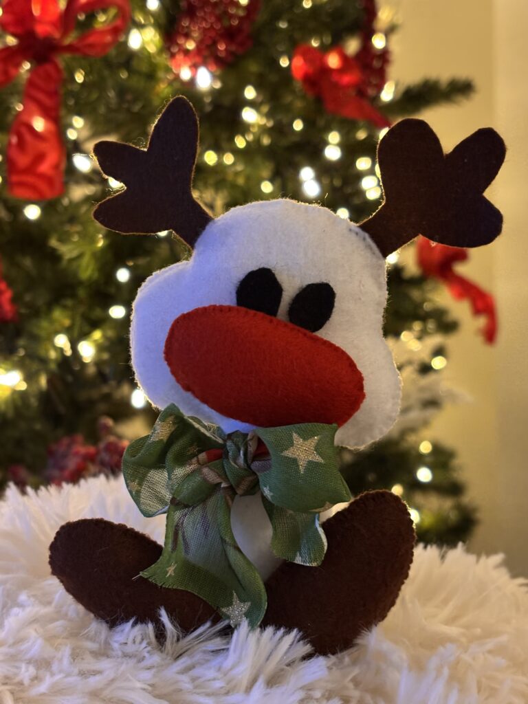 renna natale bianca e marrone