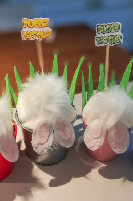 4 conigli pasqua